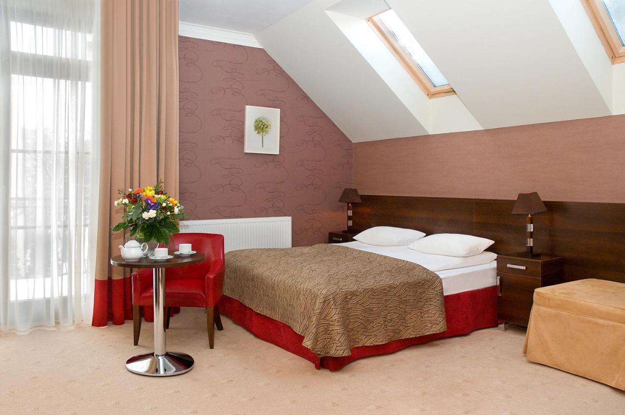 Hotel Rigga Willa Lucja Wladyslawowo Ngoại thất bức ảnh